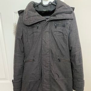 GUC Aritzia TNA Verbier Parka
